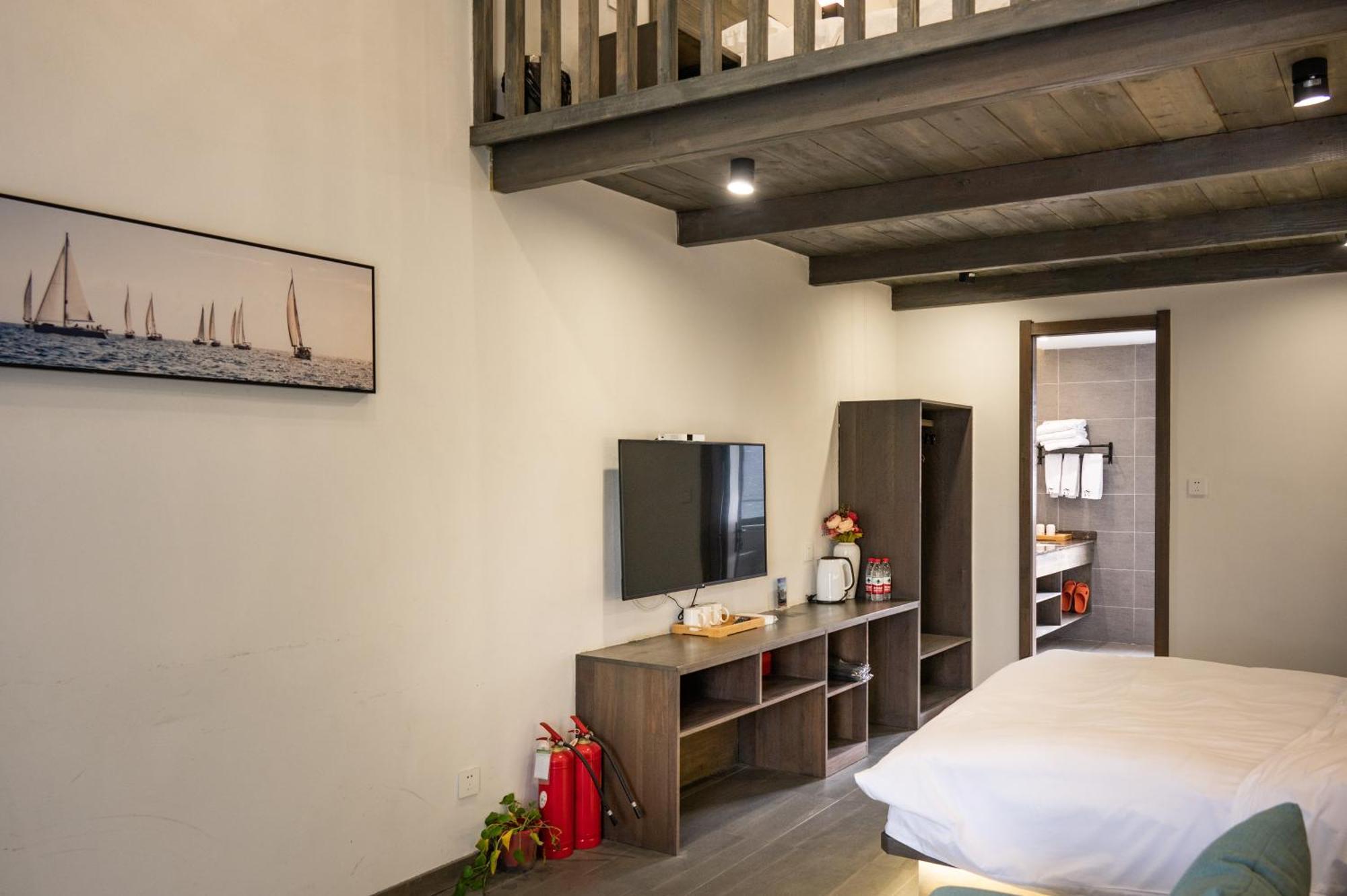 Tingjian Musu Private Soup Design Homestay - South Gate Of Wuzhen Xizha Scenic Area Tongxiang Exterior photo